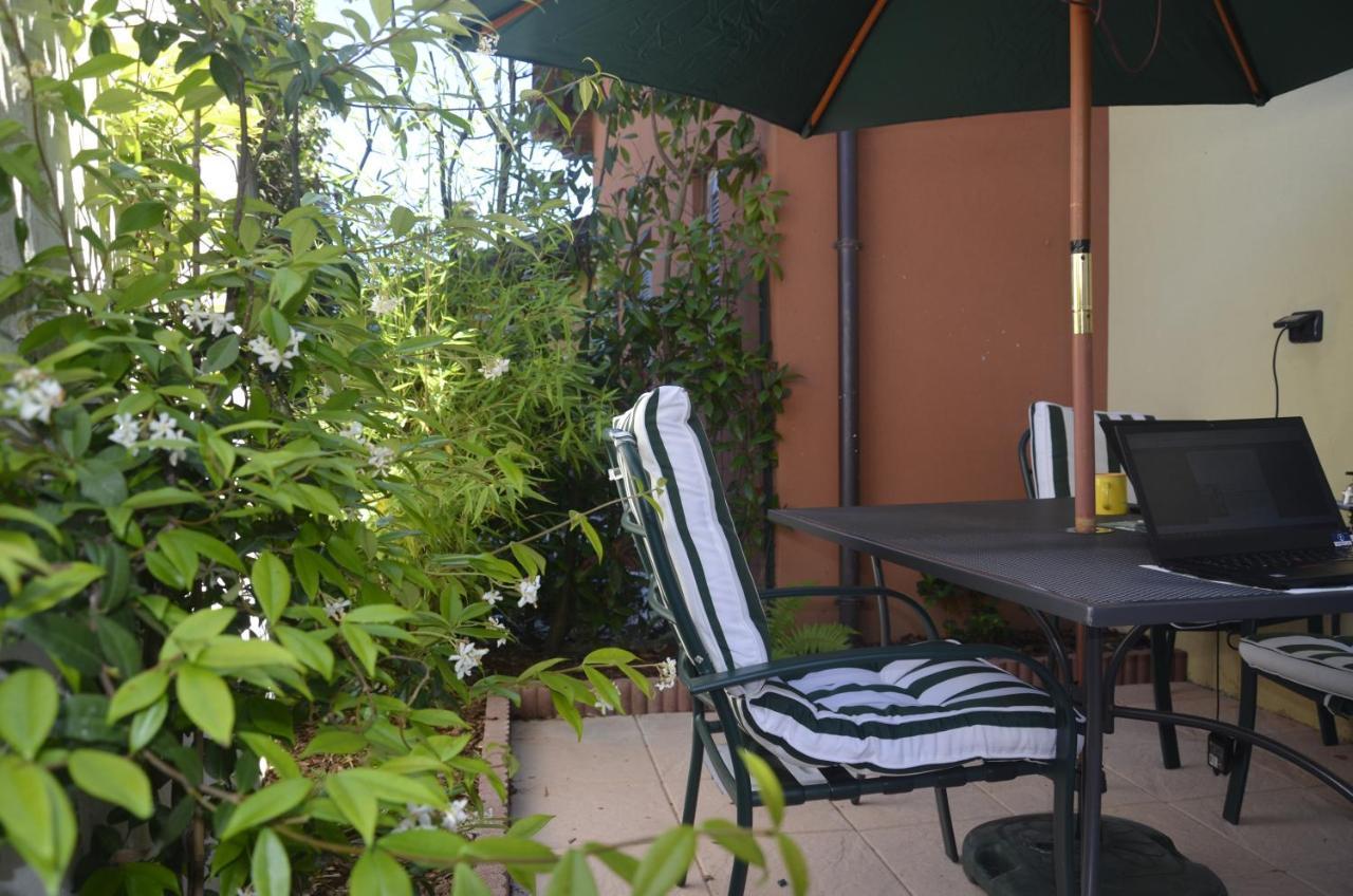 Anma Cottages The Secret Garden Pianello Del Lario Exterior photo